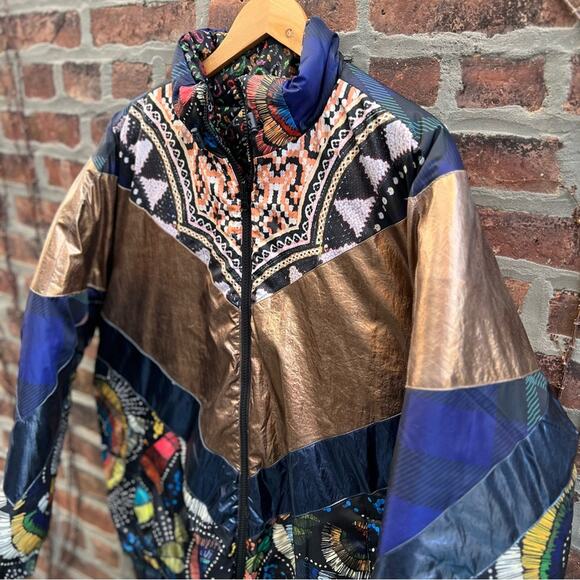 NEW Size Medium Farm Rio Borogodo Black Reversible Metallic Puffer Jacket - Picture 5 of 12